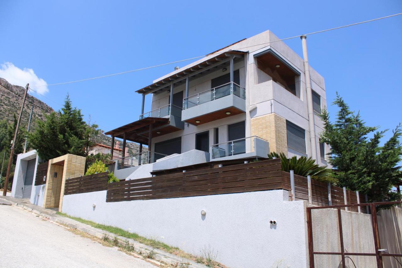 T&A Apartment,Near The Sea. Marathón Exterior foto